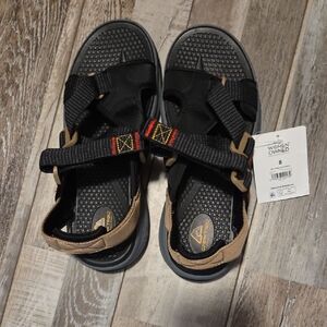 Ozark Trail Black and Tan Women's Sandals